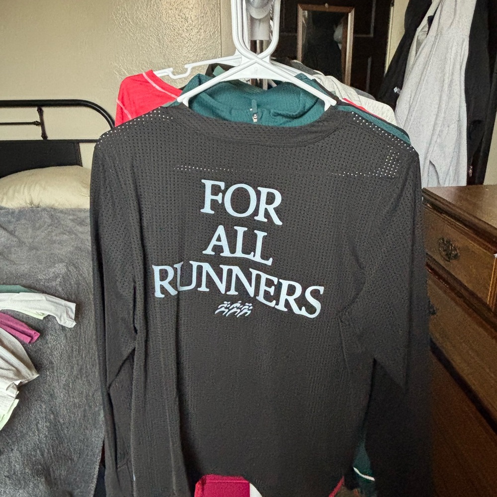 lululemon athletica for all runners reflective long sleeve - Picture 3 of 3
